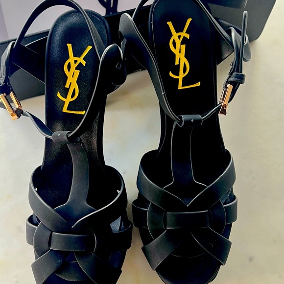 New heels - Picture 1 of 4